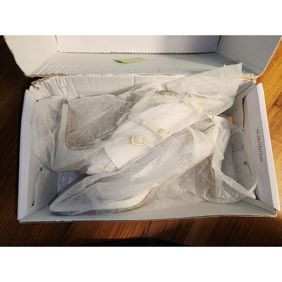 Olivia Miller Womens Sz 8M Bone White Block Heel Square Toe Slip On Open Toe - Picture 7 of 8